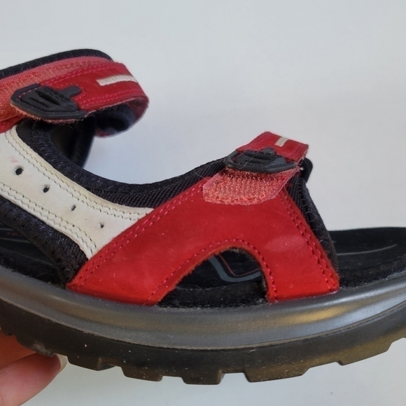 COPY - Ecco women's Off road Yucatan Sandals Chilli Red size 41. - Picture 11 of 14